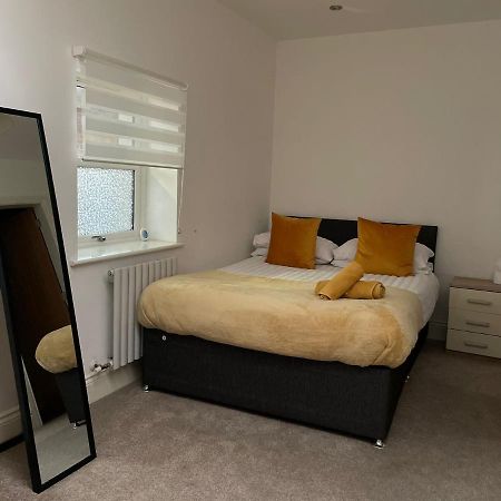City Centre 1 Bed Sleeps 4 H5 Kingston upon Hull Dış mekan fotoğraf